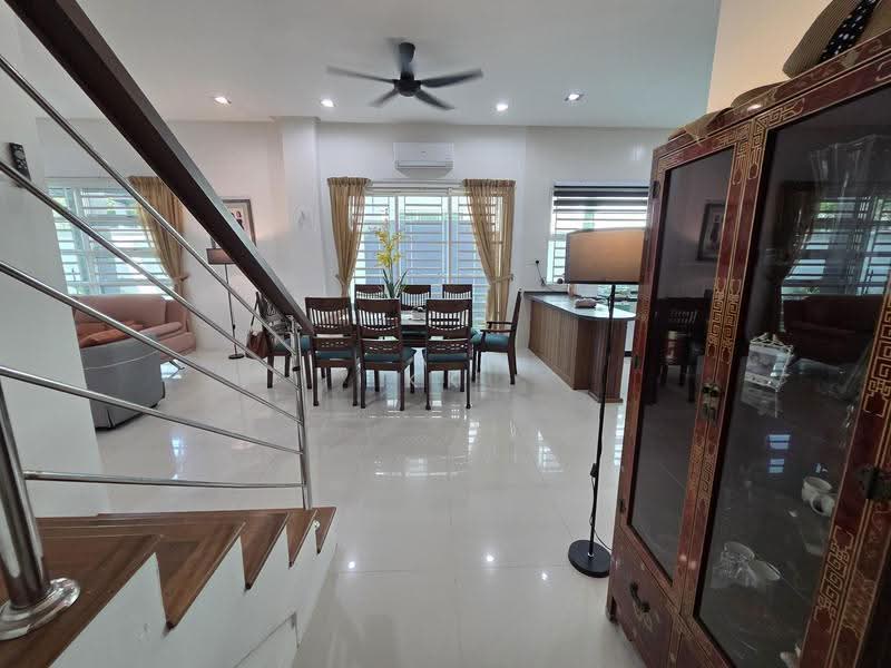 Semi-Detached House for Sale in Tanjung Bungah (Penang) - KK Kwok - Living Room - PropertyGuru.com.my