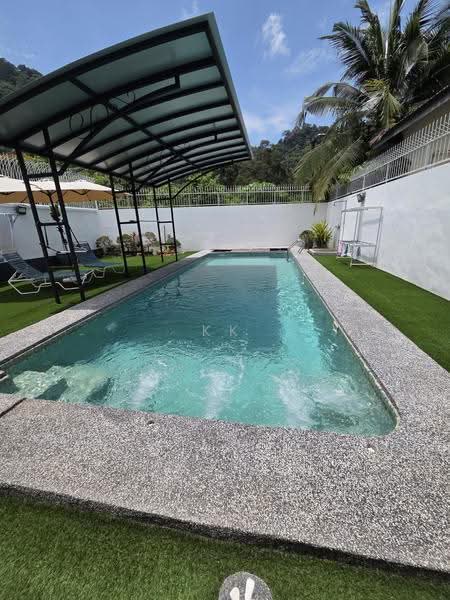 Semi-Detached House for Sale in Tanjung Bungah (Penang) - KK Kwok - Pool - PropertyGuru.com.my
