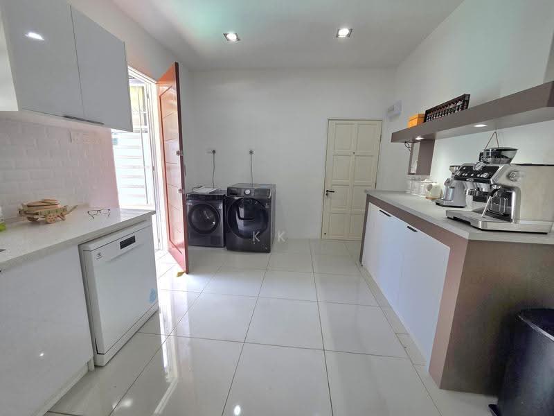 Semi-Detached House for Sale in Tanjung Bungah (Penang) - KK Kwok - Kitchen - PropertyGuru.com.my