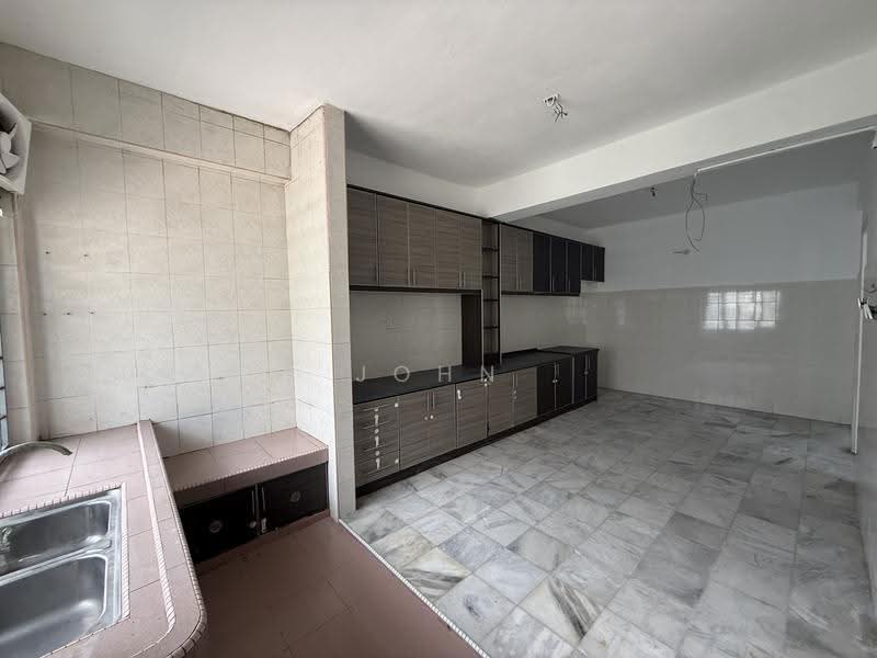 2-storey Terraced House for Sale in Seremban Jaya (Negeri Sembilan) - John Khoo - Kitchen - PropertyGuru.com.my