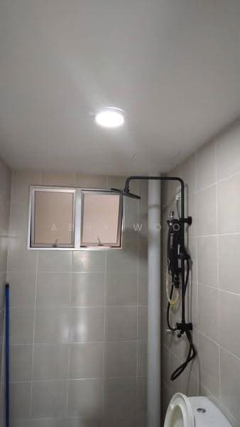 Rumah Flat untuk Disewa di PANGSAPURI IRINA - Abby Woo - Bathroom - PropertyGuru.com.my