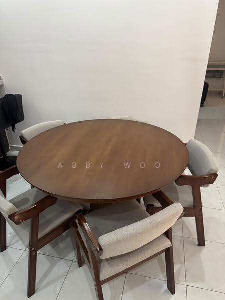 Rumah Flat untuk Disewa di PANGSAPURI IRINA - Abby Woo - Dining Room - PropertyGuru.com.my