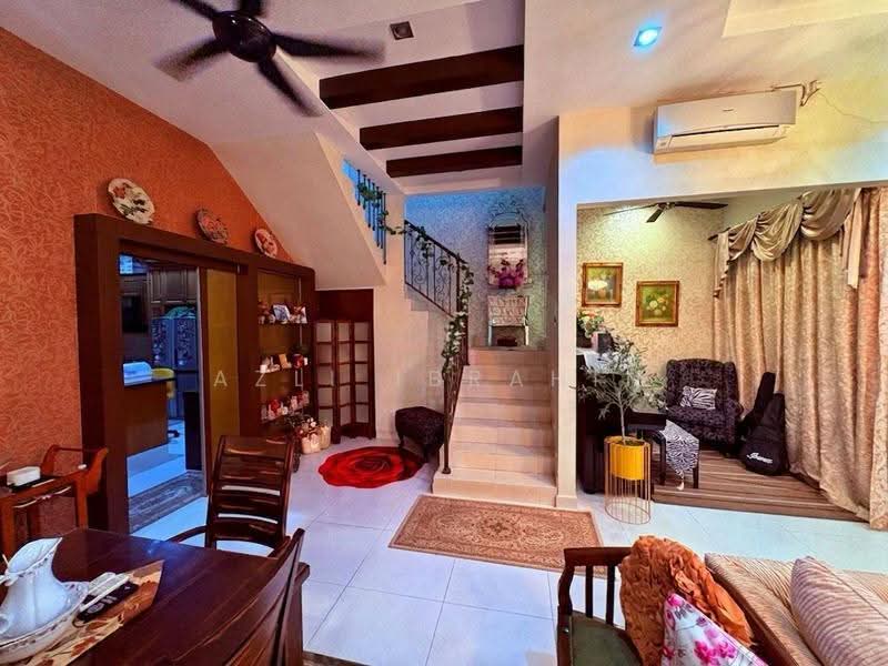 Rumah Berkembar untuk Dijual di Sungai Petani (Kedah) - Azli Ibrahim - Living Room - PropertyGuru.com.my