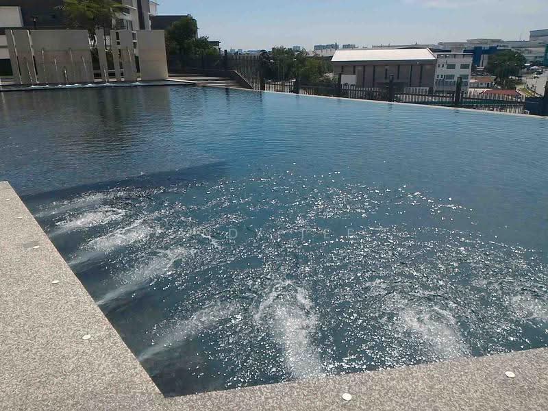 Kediaman Servis untuk Disewa di Menara Suria (V12) - Andy Tee - Swimming Pool - PropertyGuru.com.my