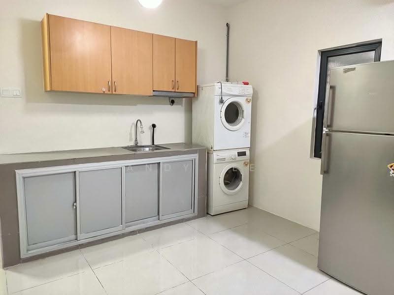 Kediaman Servis untuk Disewa di Menara Suria (V12) - Andy Tee - Kitchen - PropertyGuru.com.my