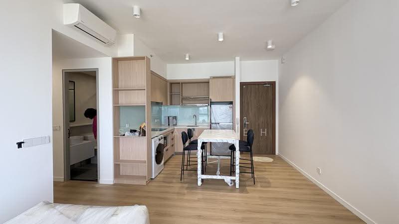 Kondominium untuk Disewa di The Meg Serviced Residence - Suzan Beh - Kitchen - PropertyGuru.com.my