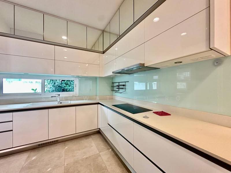 Bungalow House untuk Dijual di Cyberjaya (Selangor) - Salawati Busro - Kitchen - PropertyGuru.com.my
