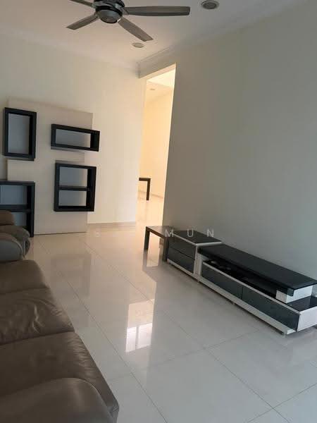 1-storey Terraced House for Rent in SS4 (Petaling Jaya) - Sze Mun - Living Room - PropertyGuru.com.my