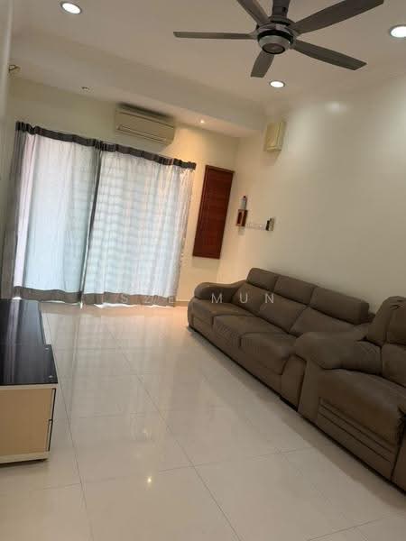 1-storey Terraced House for Rent in SS4 (Petaling Jaya) - Sze Mun - Living Room - PropertyGuru.com.my