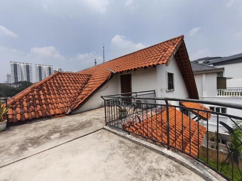 Bungalow House for Sale in Happy Garden (Kuchai Lama) - Yenn Chong - Roof - PropertyGuru.com.my