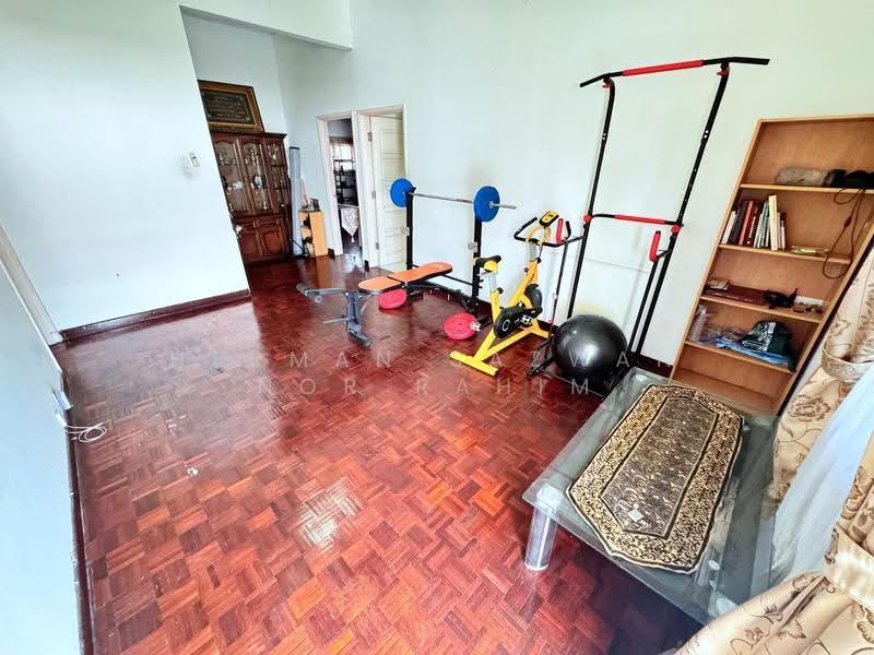 Bungalow House untuk Dijual di Seksyen 2 Bandar Baru Bangi (Bandar Baru Bangi) - Herman Sazwan Nor Rahim - Family Area - PropertyGuru.com.my