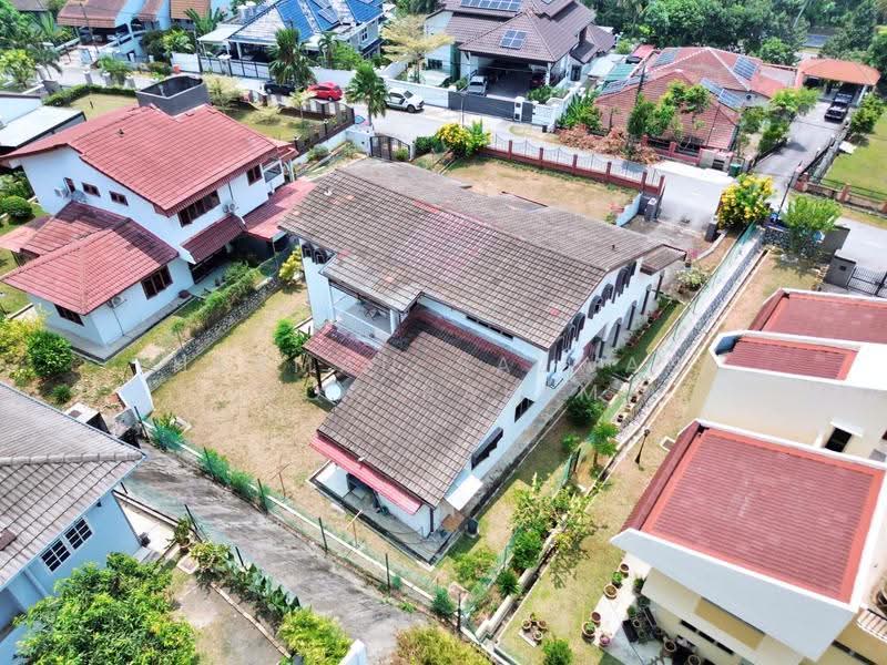Bungalow House untuk Dijual di Seksyen 2 Bandar Baru Bangi (Bandar Baru Bangi) - Herman Sazwan Nor Rahim - Drone - PropertyGuru.com.my