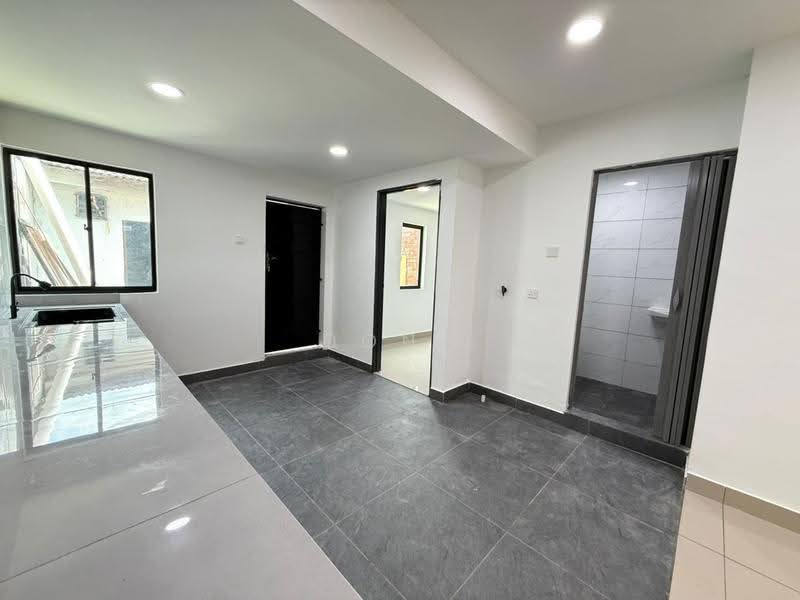 Rumah Teres 1-Tingkat untuk Dijual di Taman Saujana (Pontian) - Dona - Kitchen - PropertyGuru.com.my