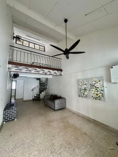 Terraced House for Rent in Taman Molek (Johor Bahru) - Benjamin Ong - Living Room - PropertyGuru.com.my