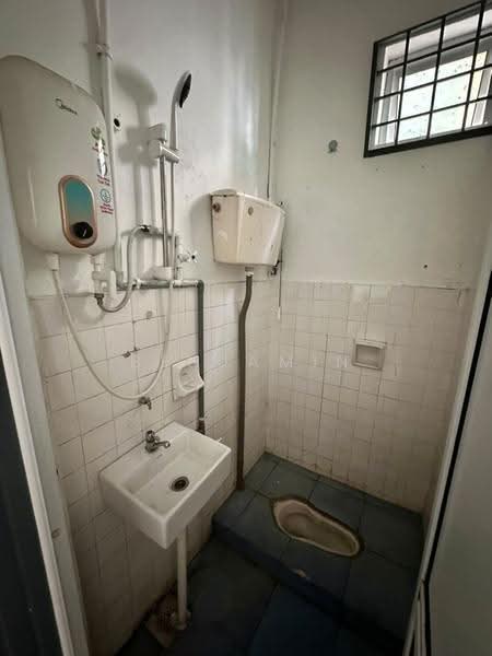 Terraced House for Rent in Taman Molek (Johor Bahru) - Benjamin Ong - PropertyGuru.com.my