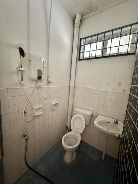 Terraced House for Rent in Taman Molek (Johor Bahru) - Benjamin Ong - PropertyGuru.com.my