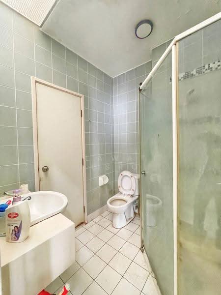 Semi-Detached House for Sale in Shah Alam (Selangor) - Salawati Busro - Bathroom - PropertyGuru.com.my