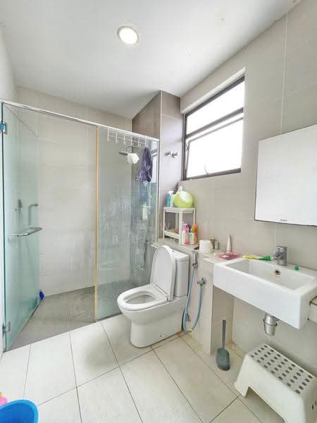 Semi-Detached House for Sale in Shah Alam (Selangor) - Salawati Busro - Bathroom - PropertyGuru.com.my