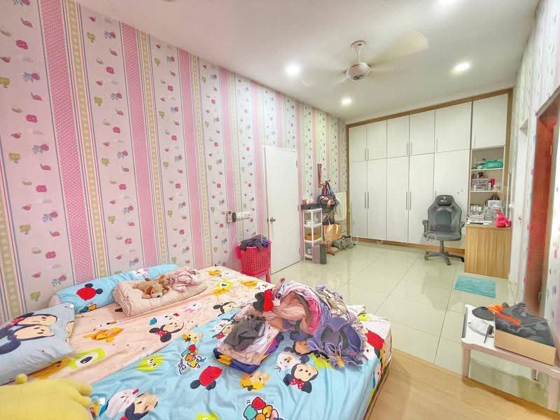 Semi-Detached House for Sale in Shah Alam (Selangor) - Salawati Busro - Bedroom - PropertyGuru.com.my