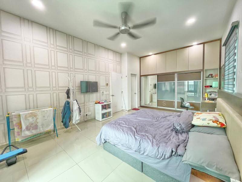 Semi-Detached House for Sale in Shah Alam (Selangor) - Salawati Busro - Bedroom - PropertyGuru.com.my