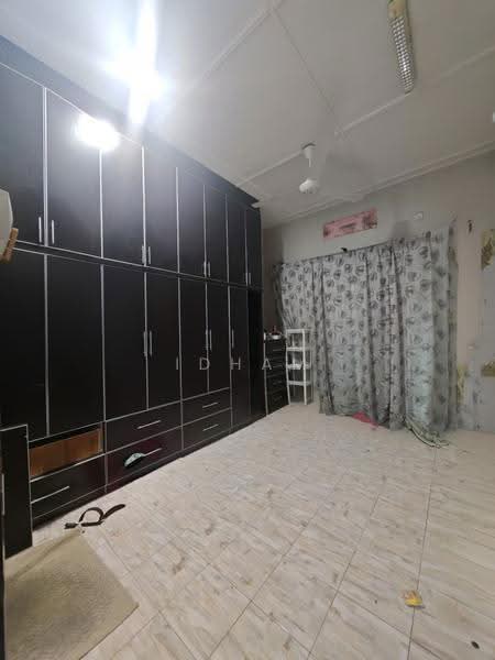 Rumah Teres 1-Tingkat untuk Dijual di Kampung Kempadang Baru (Kuantan) - Idham Che'Ali - Bedroom - PropertyGuru.com.my