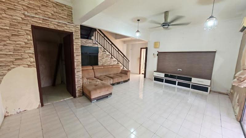 Rumah Teres 2-Tingkat untuk Dijual di Bandar Saujana Putra (Tanjong Duabelas) - Mahafiz . - PropertyGuru.com.my