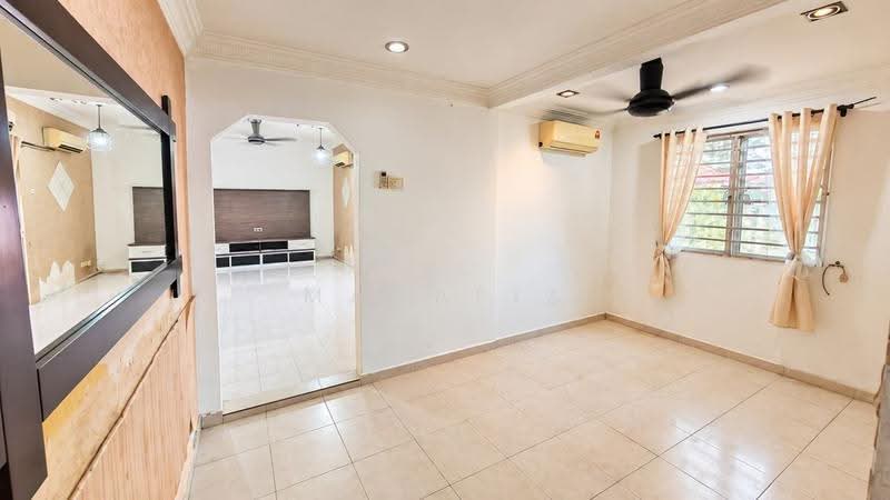 Rumah Teres 2-Tingkat untuk Dijual di Bandar Saujana Putra (Tanjong Duabelas) - Mahafiz . - PropertyGuru.com.my