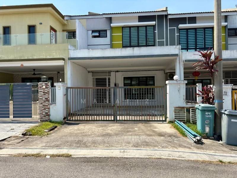 2-storey Terraced House for Sale in Taman Semenyih (Semenyih) - Mahafiz . - Exterior - PropertyGuru.com.my