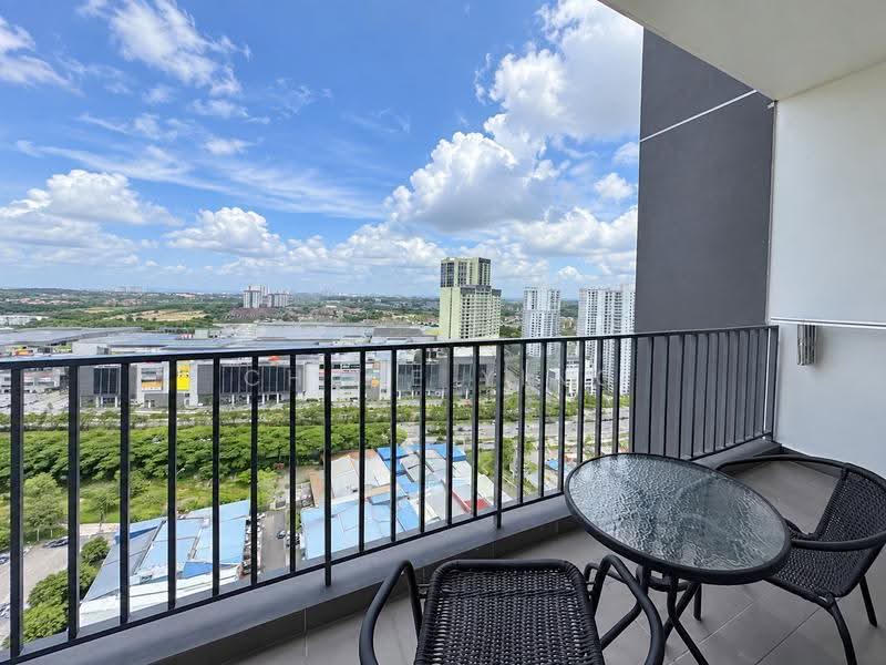Kediaman Servis untuk Disewa di Greenfield Regency - Chloe Ying - Balcony - PropertyGuru.com.my