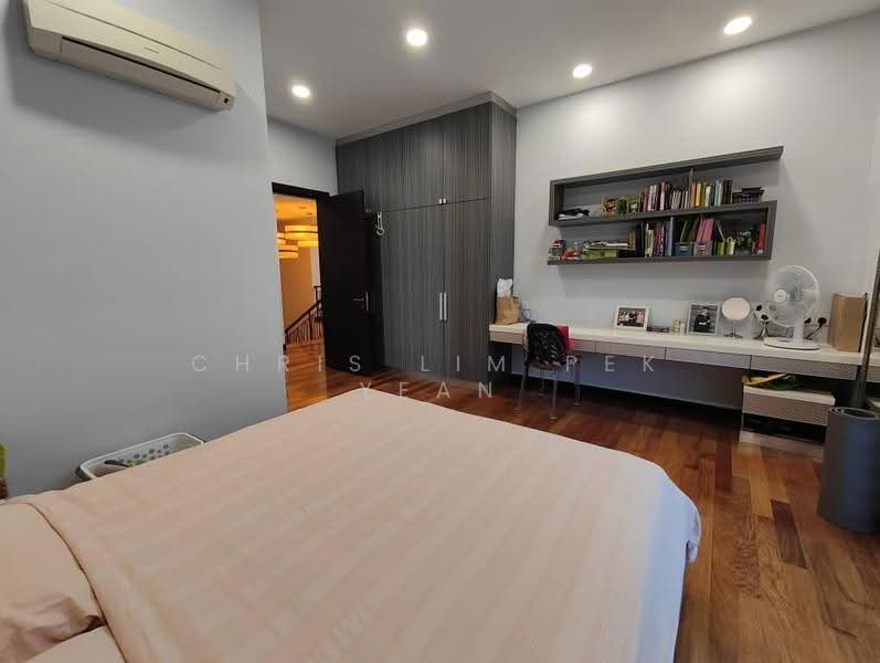 Bungalow House untuk Dijual di Bukit Sungai Long 2 (Bandar Sungai Long) - Chris Lim Pek Yean - Bedroom - PropertyGuru.com.my