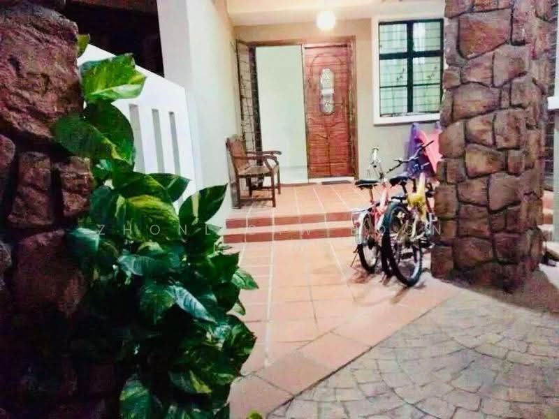 3-storey Terraced House for Sale in Bayan Lepas (Penang) - Zhonl Saw Boon Loong - Exterior - PropertyGuru.com.my