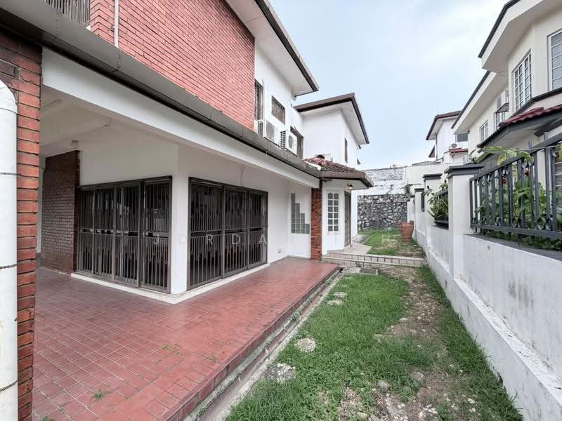 Rumah Berkembar untuk Dijual di SS 21, Damansara Utama (Petaling Jaya) - Jordan Teh - Exterior - PropertyGuru.com.my