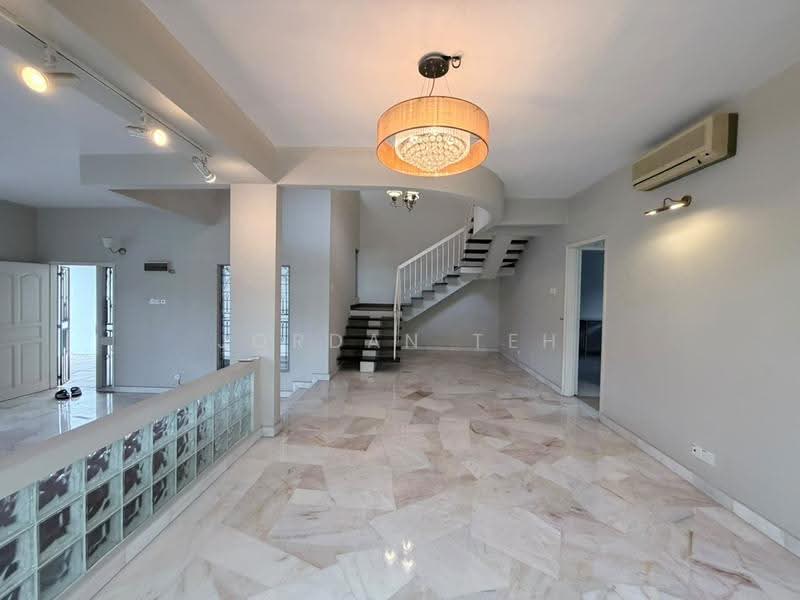 Rumah Berkembar untuk Dijual di SS 21, Damansara Utama (Petaling Jaya) - Jordan Teh - Living Room - PropertyGuru.com.my