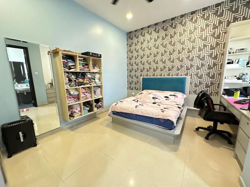 Semi-Detached House for Sale in Bukit Sungai Long 2 (Bandar Sungai Long) - Chris Lim Pek Yean - Bedroom - PropertyGuru.com.my