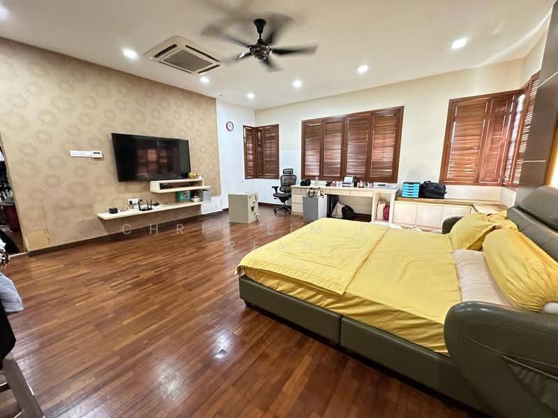 Semi-Detached House for Sale in Bukit Sungai Long 2 (Bandar Sungai Long) - Chris Lim Pek Yean - Bedroom - PropertyGuru.com.my