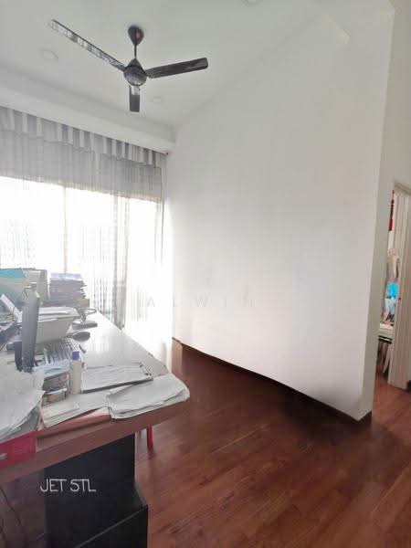 Rumah Berkembar untuk Dijual di Setia Damai (Setia Alam) - Alwin Lee - Study - PropertyGuru.com.my