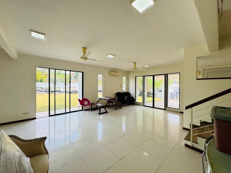 2-storey Terraced House for Sale in Seksyen U9 (Shah Alam) - Alif Saad - Living Room - PropertyGuru.com.my