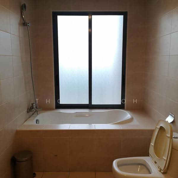 Condominium for Rent at Nautica Lake Suites - Thomas Loh - Bathroom - PropertyGuru.com.my