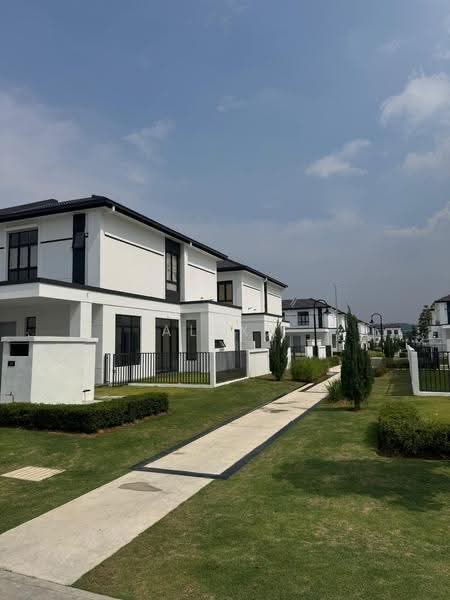 Rumah Teres 2-Tingkat untuk Dijual di Shah Alam (Selangor) - Alexa Eeu - Exterior - PropertyGuru.com.my