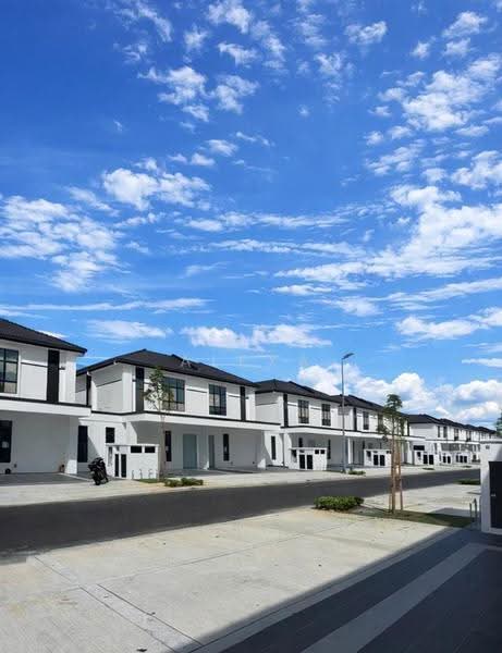 Rumah Teres 2-Tingkat untuk Dijual di Shah Alam (Selangor) - Alexa Eeu - Exterior - PropertyGuru.com.my