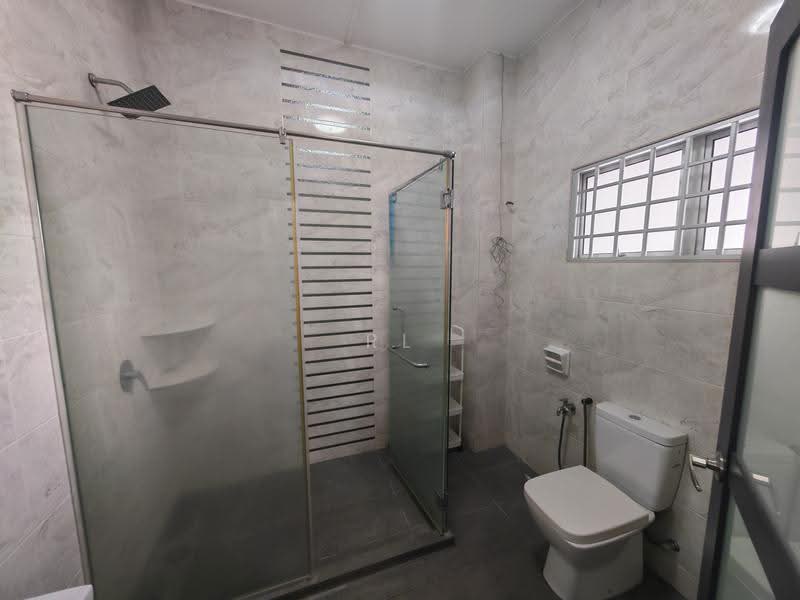Rumah Berkembar untuk Dijual di Seksyen 9 (Shah Alam) - RL Han - Bathroom - PropertyGuru.com.my