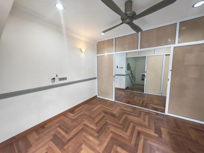 Rumah Berkembar untuk Dijual di Seksyen 9 (Shah Alam) - RL Han - Interior - PropertyGuru.com.my