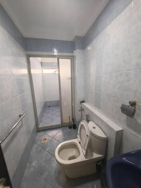 Rumah Berkembar untuk Dijual di Seksyen 9 (Shah Alam) - RL Han - Bathroom - PropertyGuru.com.my