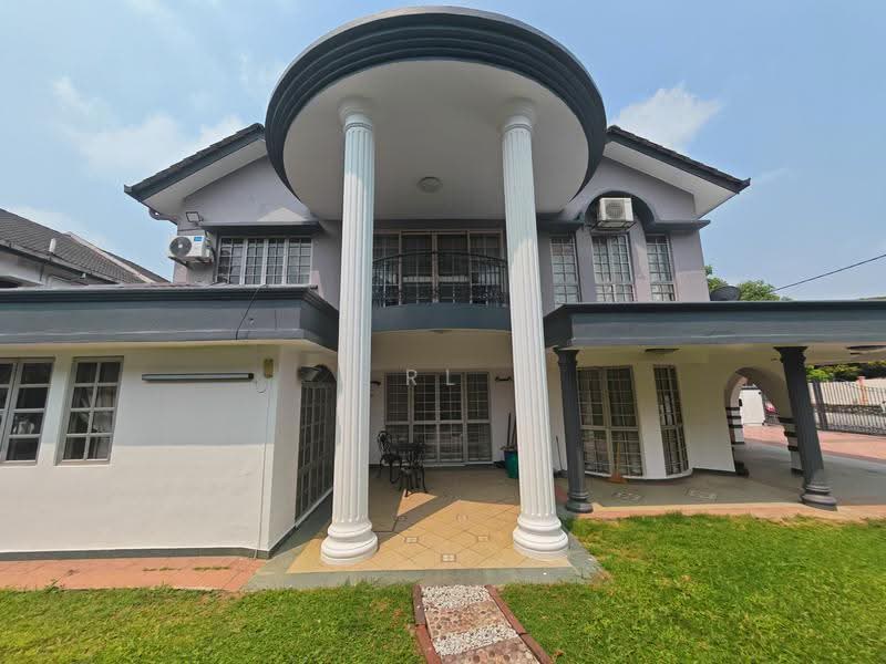 Rumah Berkembar untuk Dijual di Seksyen 9 (Shah Alam) - RL Han - Exterior - PropertyGuru.com.my