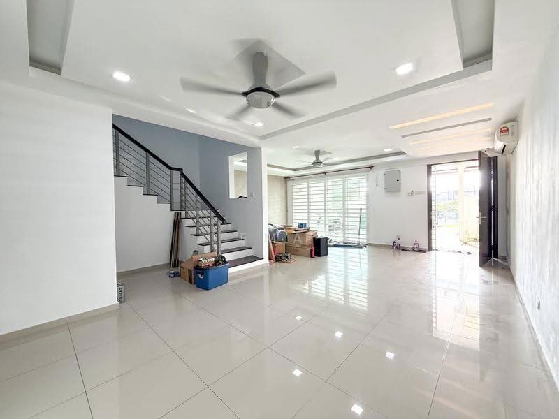 2-storey Terraced House for Sale in TTDI Grove (Kajang) - EMA ALLANG - Living Room - PropertyGuru.com.my