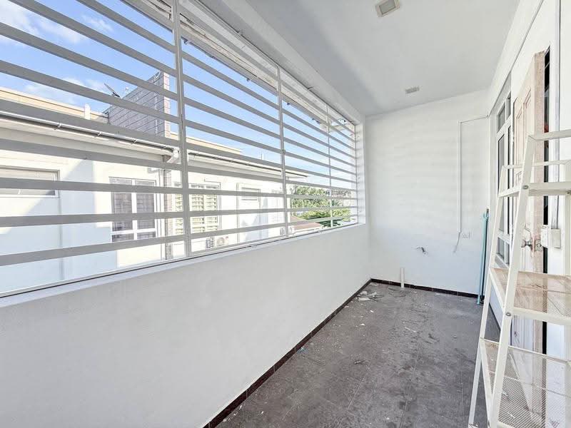 2-storey Terraced House for Sale in TTDI Grove (Kajang) - EMA ALLANG - Balcony - PropertyGuru.com.my