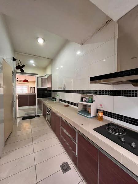 Semi-Detached House for Sale in Damansara Damai (Selangor) - Kelven Tan - Kitchen - PropertyGuru.com.my