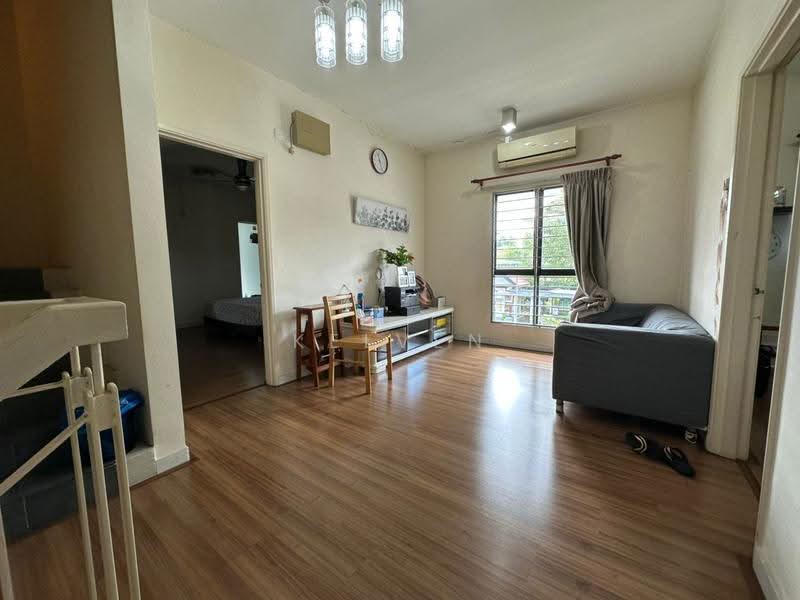 Rumah Teres 2.5-Tingkat untuk Dijual di Damansara Damai (Selangor) - Kelven Tan - Living Room - PropertyGuru.com.my