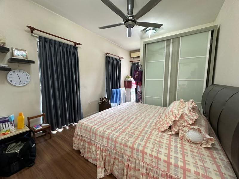 Rumah Teres 2.5-Tingkat untuk Dijual di Damansara Damai (Selangor) - Kelven Tan - Bedroom - PropertyGuru.com.my