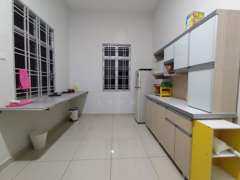 Rumah Berkembar untuk Dijual di Batu Pahat (Johor) - John Liew - Kitchen - PropertyGuru.com.my